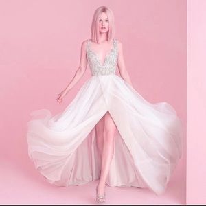 Hayley Paige Warren Gown Size 10 (street size 6/8)
